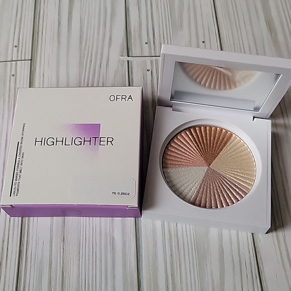OFRA Cosmetics Highlighter Beverly Hills